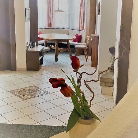 Haus Schonblick Apartment