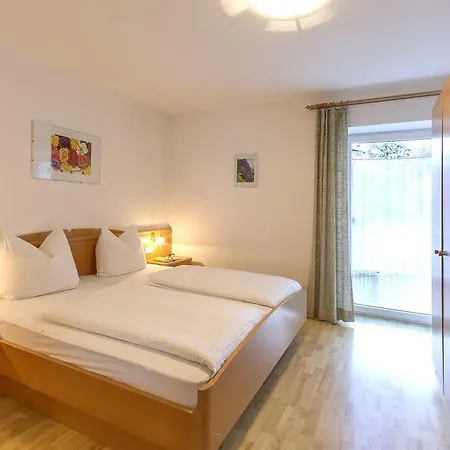 Haus Schonblick Apartment *